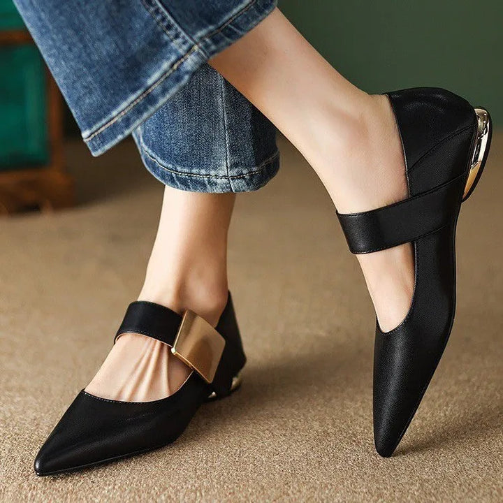 Bella Buckle Pump